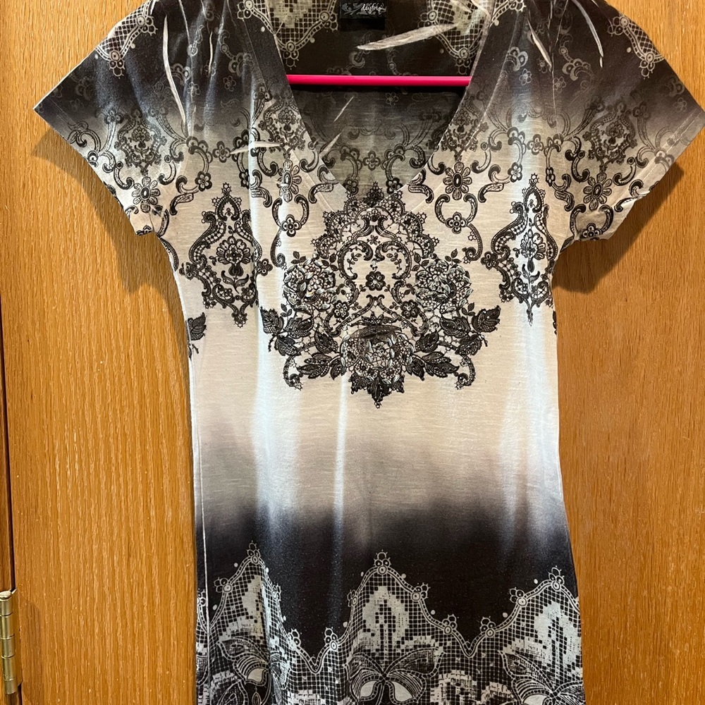 Elegant Black and White Women's Top